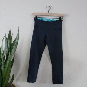 NWOT LULULEMON Reversible Wunder Under Capris
